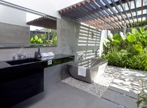 Villa Issi, Second Bathroom