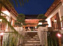 Villa Mako, Villa at Night