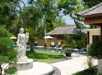 Villa San, Garden detail