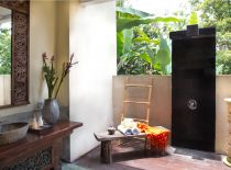 Villa Bodhi, Study Bathroom