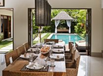 Villa Songket, Dining Table